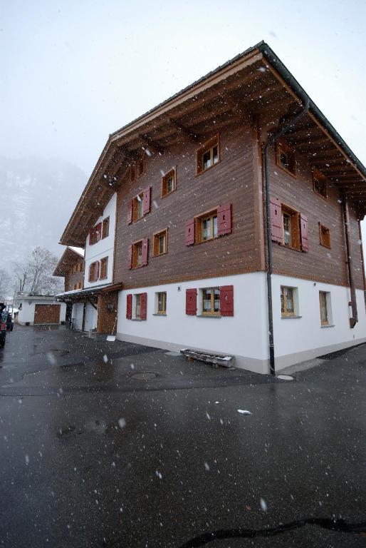 Haus Klopfenstein Apartment Kandersteg Dış mekan fotoğraf